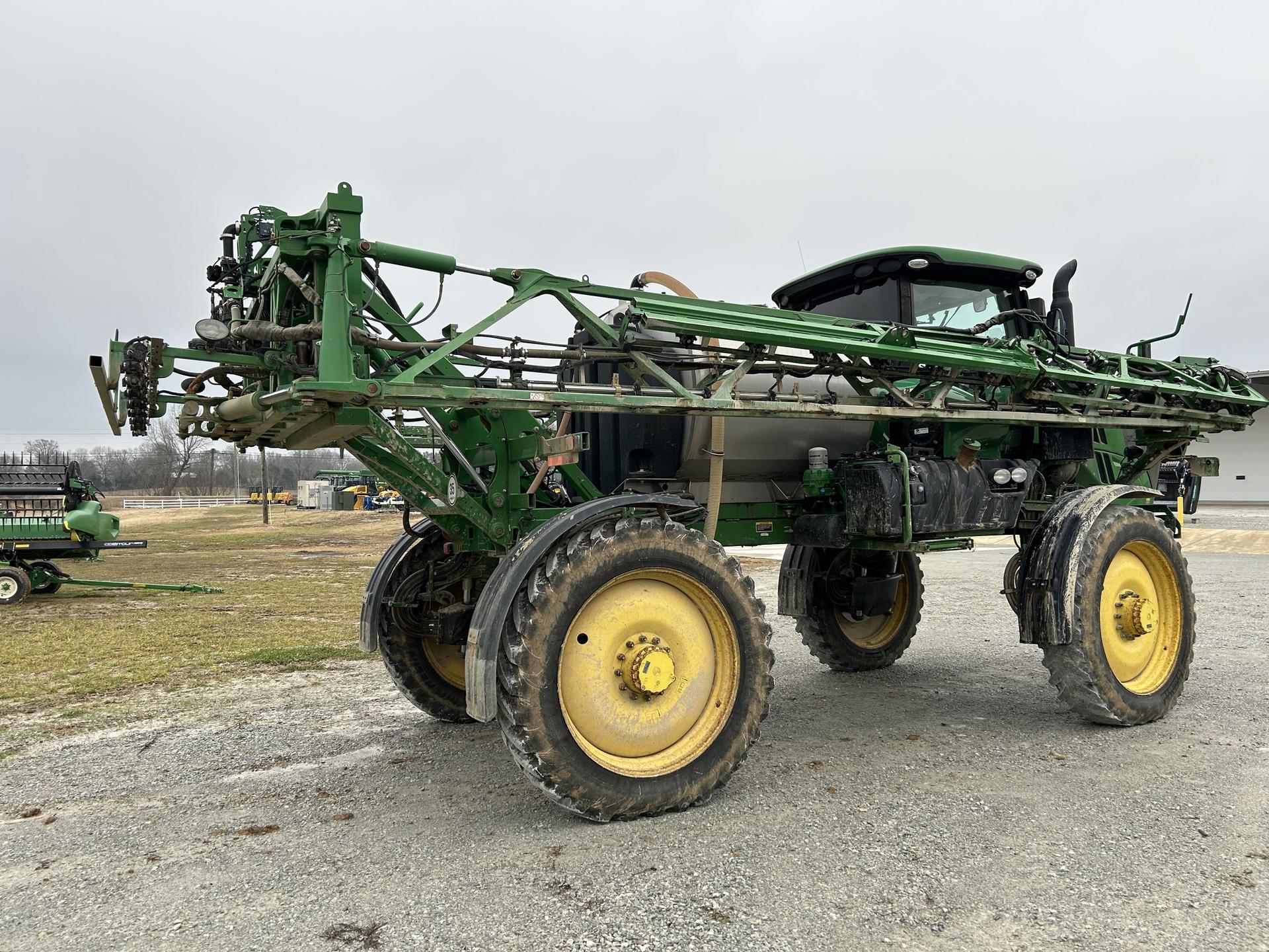 2019 John Deere R4038 Image