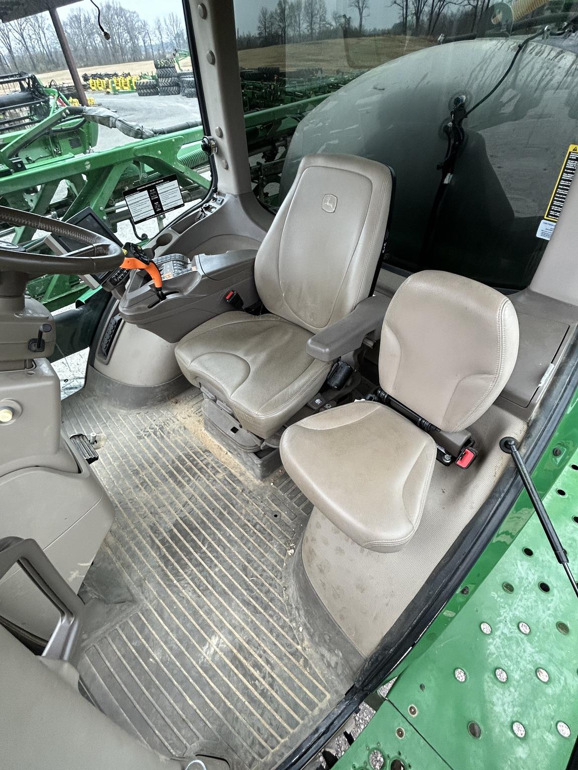 2019 John Deere R4038 Image