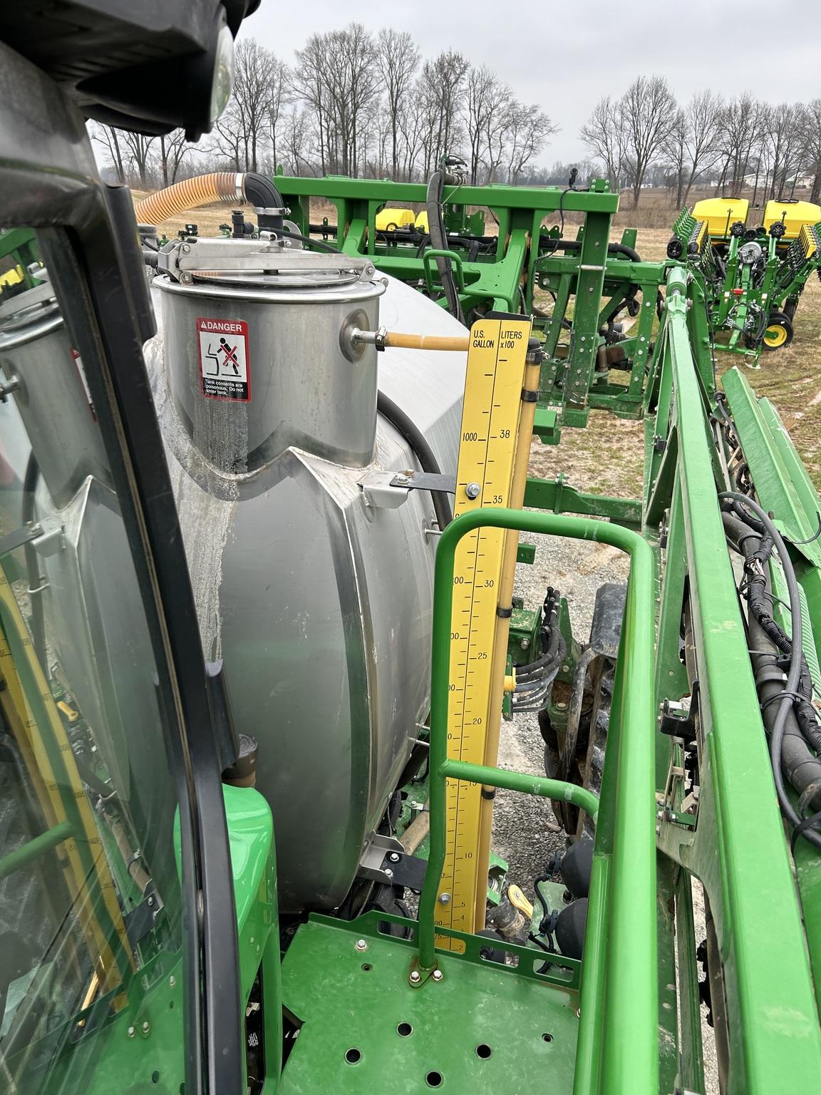 2019 John Deere R4038 Image