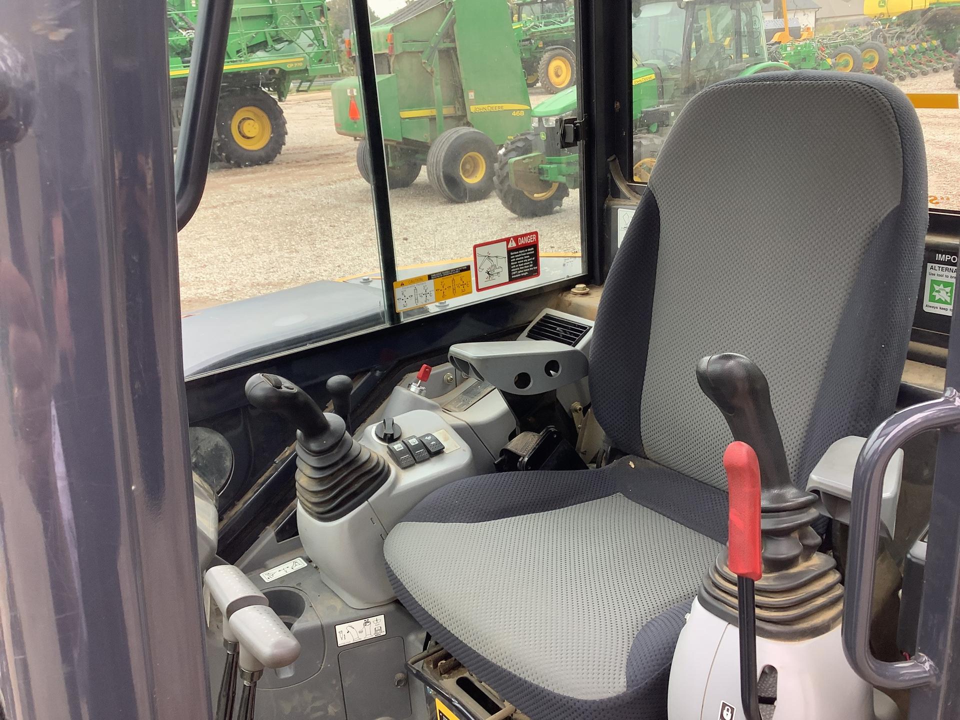 2018 John Deere 60G