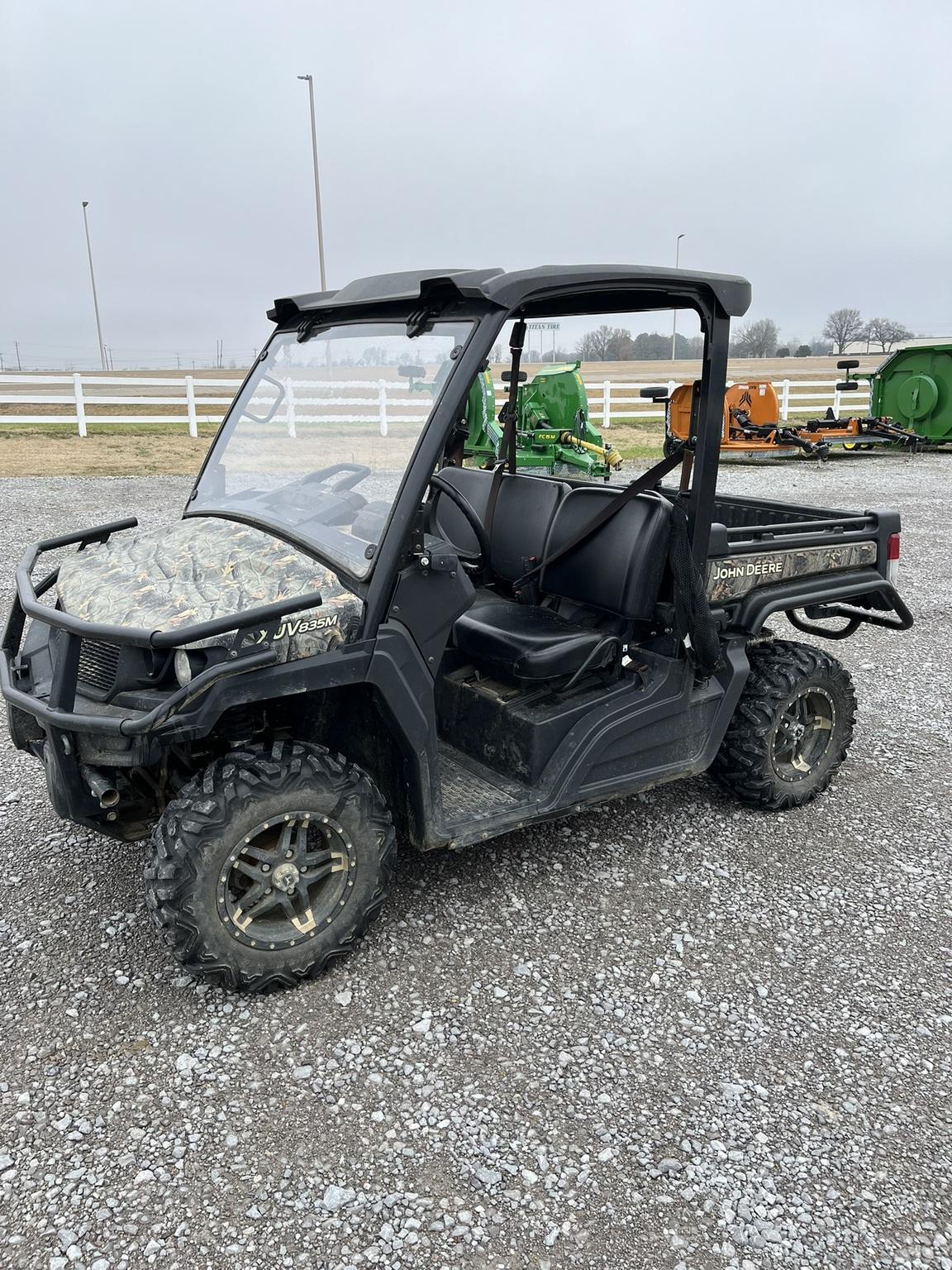 2019 John Deere 835m Image