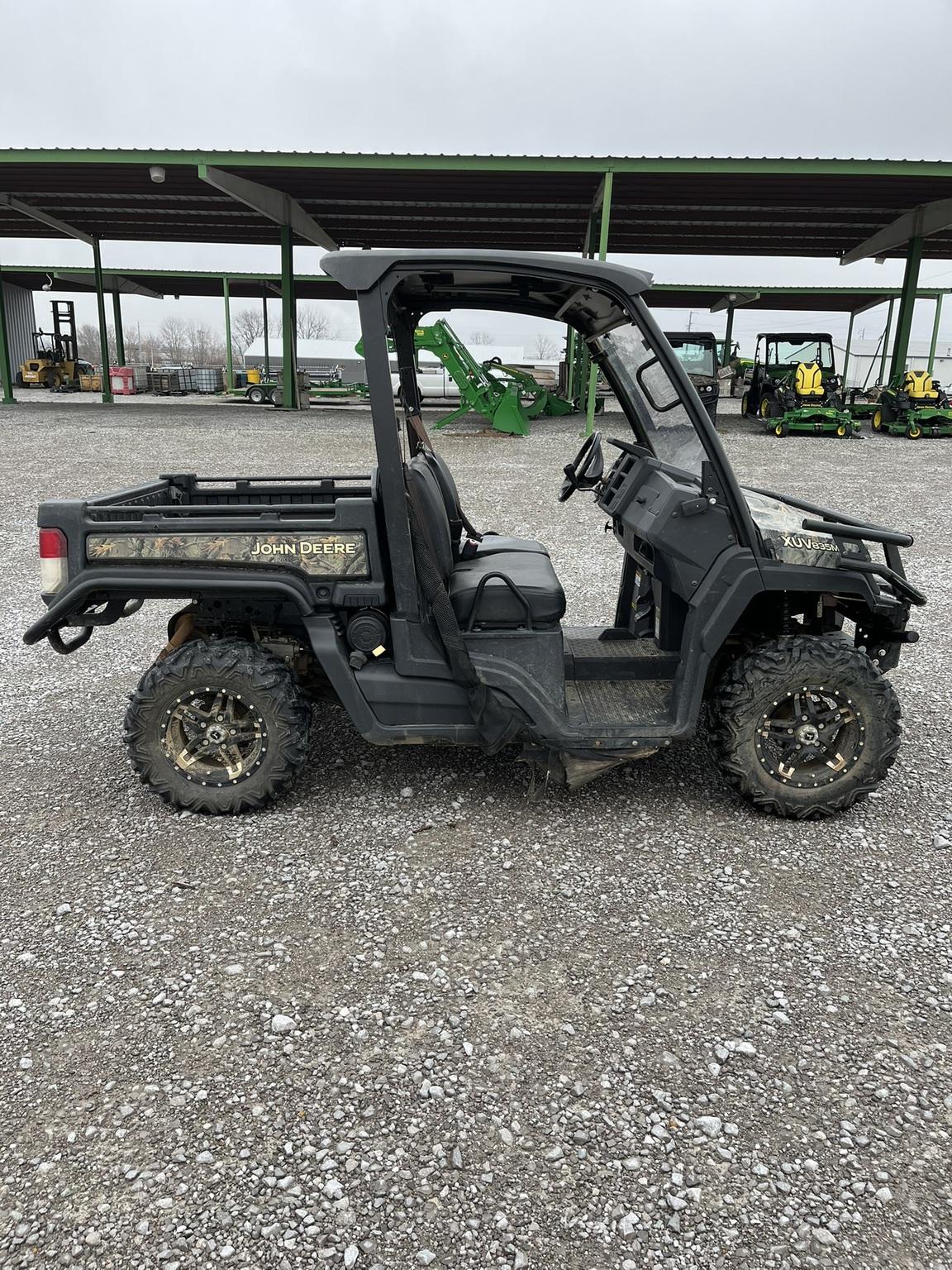 2019 John Deere 835m Image