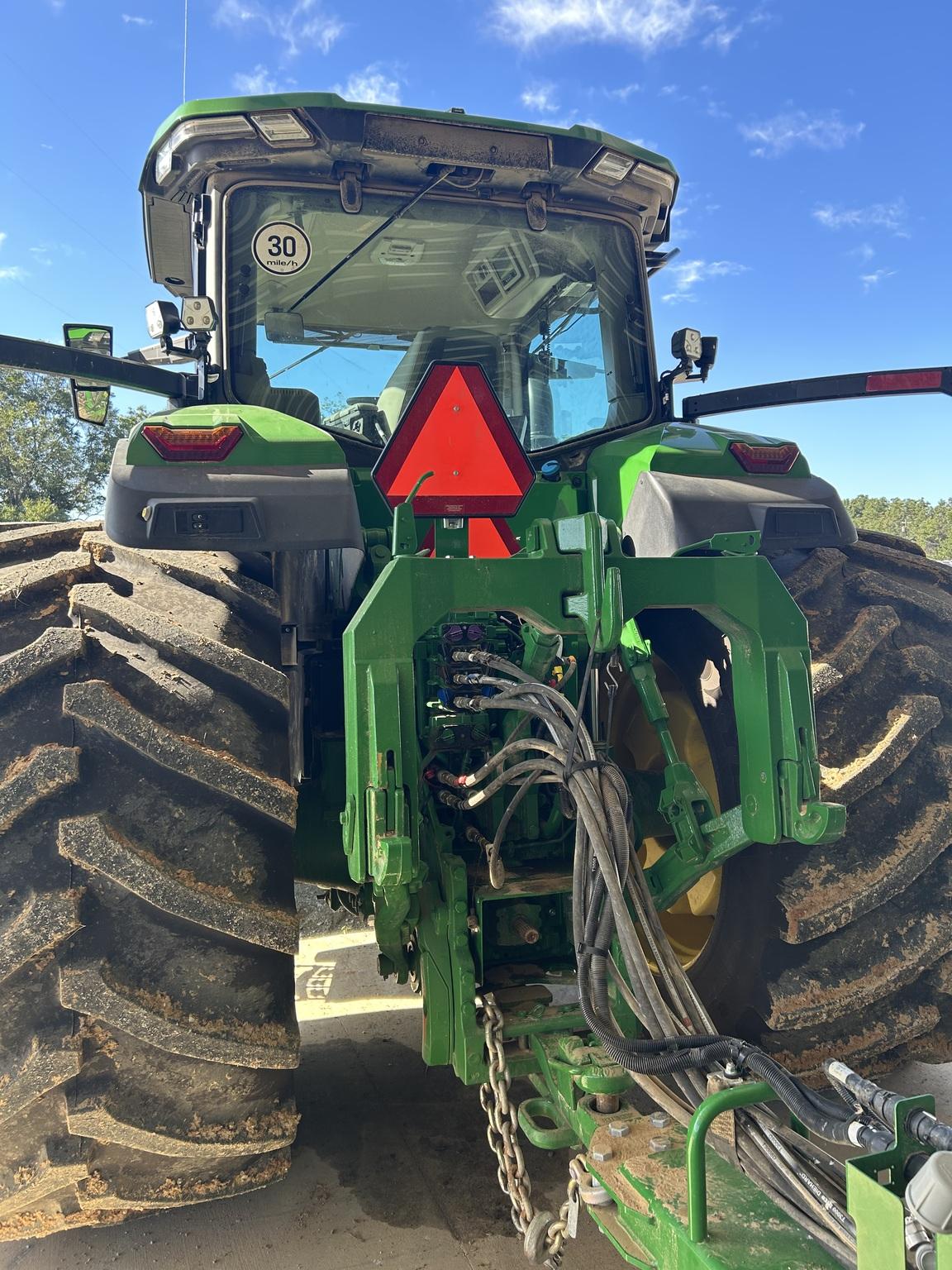 2023 John Deere 8R 410