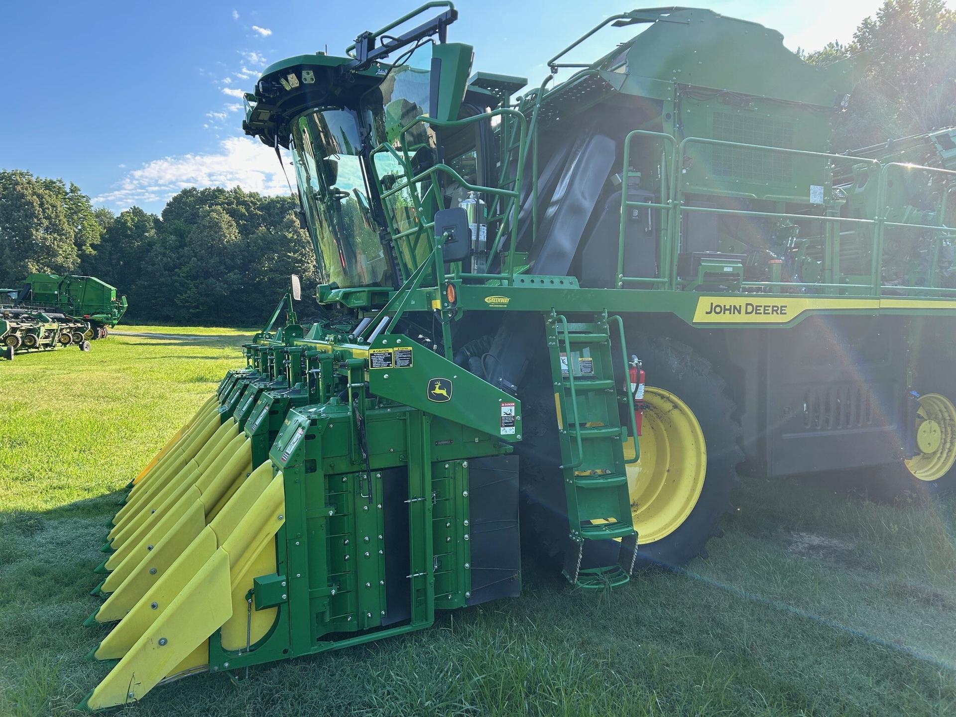 2022 John Deere CP770