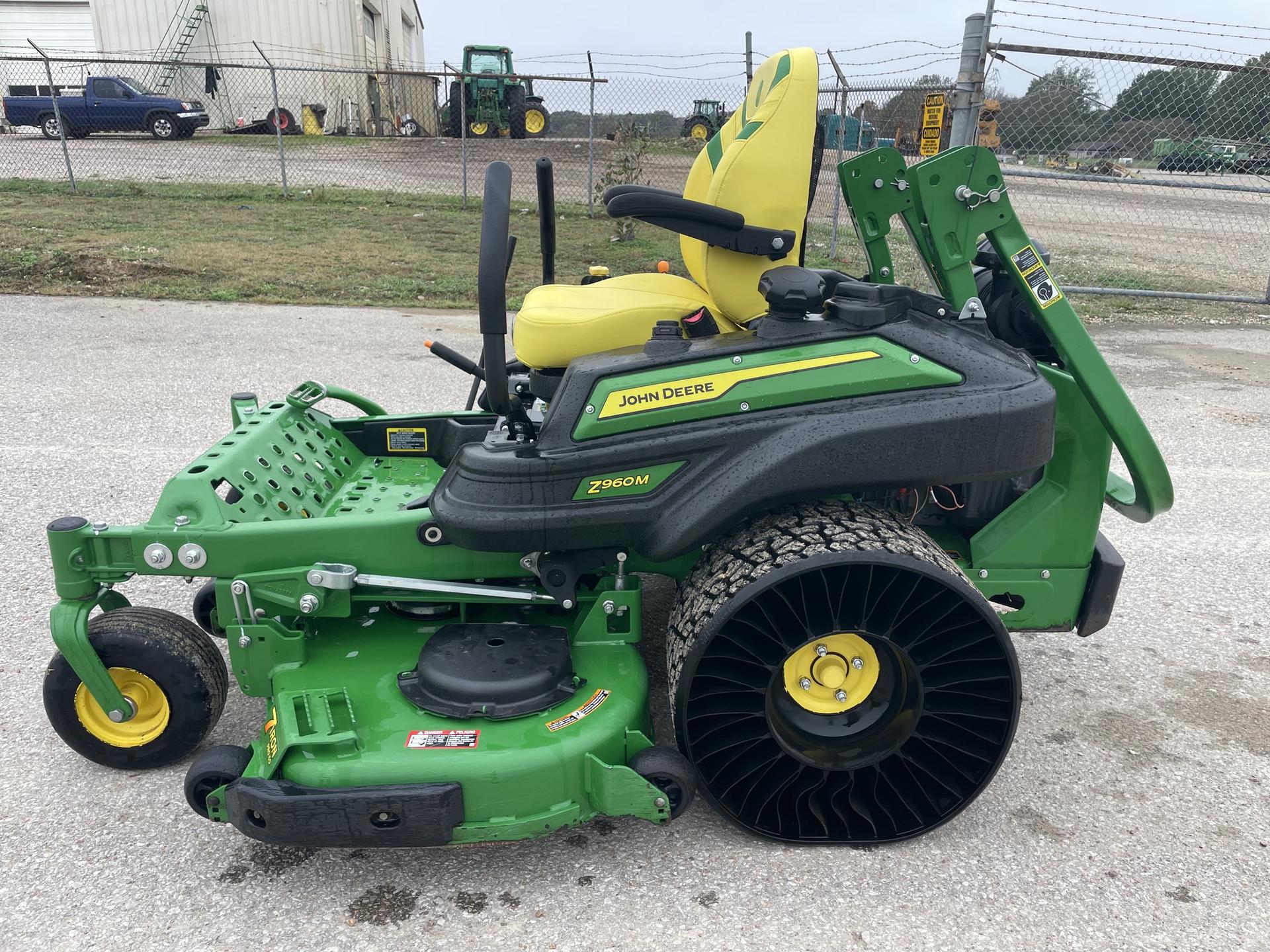 2023 John Deere Z960M