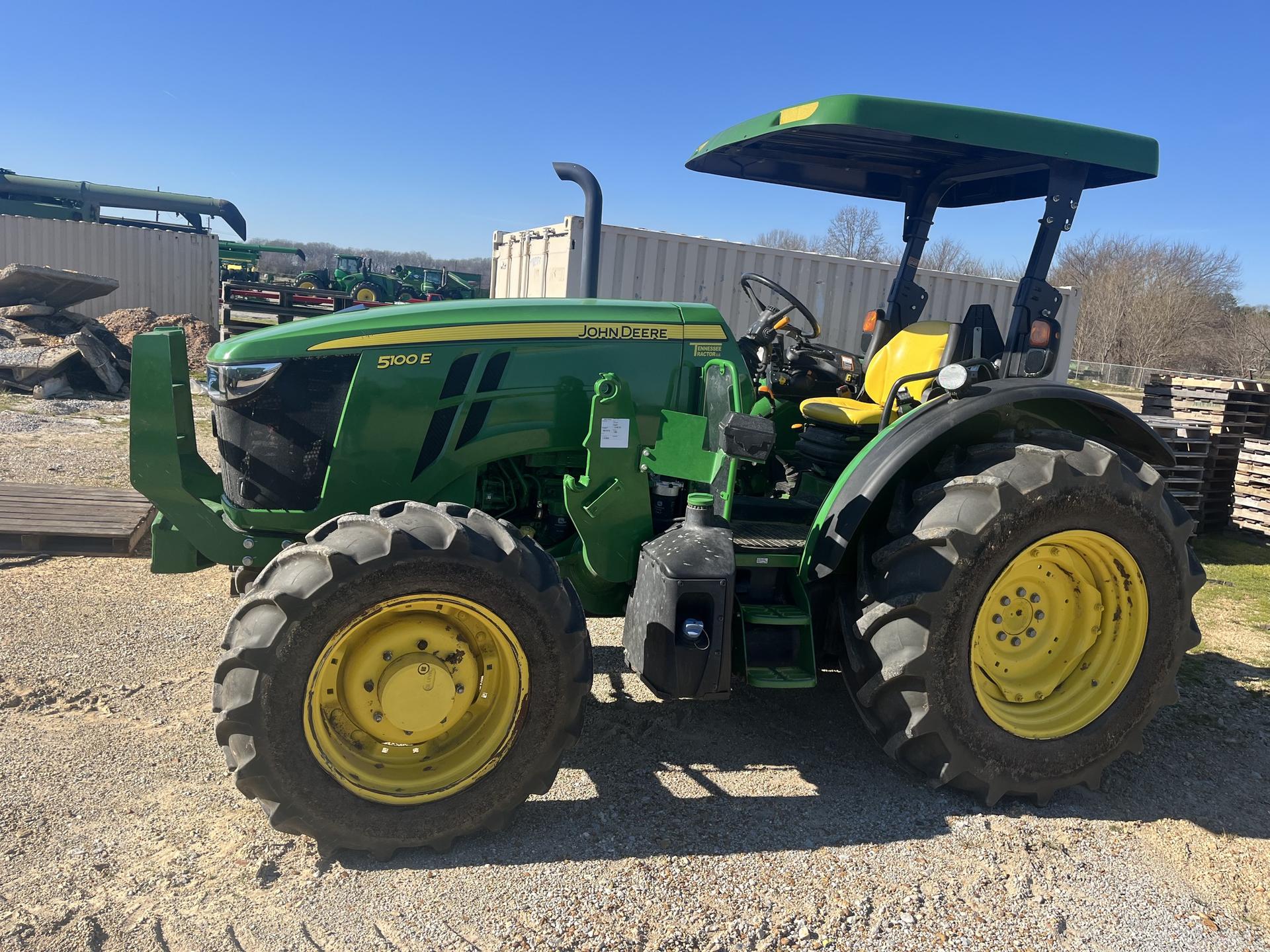 2023 John Deere 5100E Image