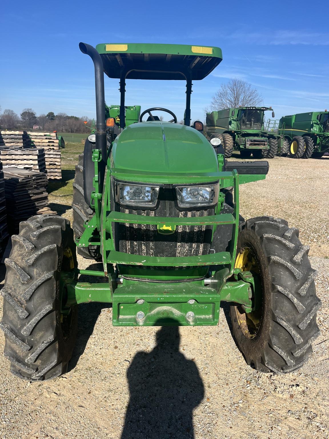 2023 John Deere 5100E Image