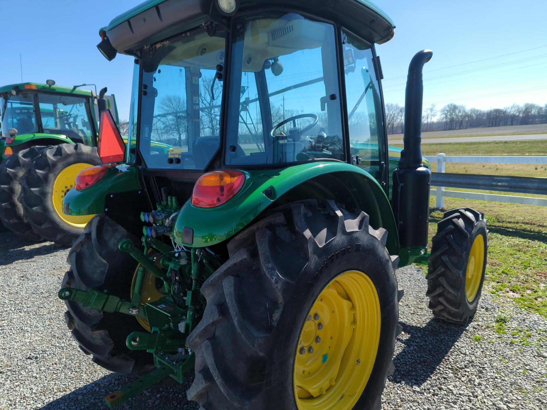 2022 John Deere 5090E