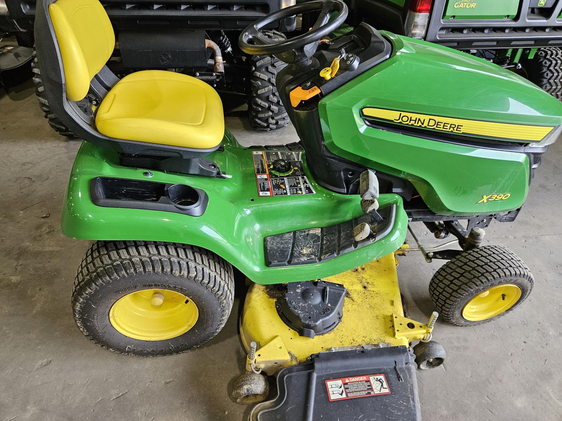 2019 John Deere X390