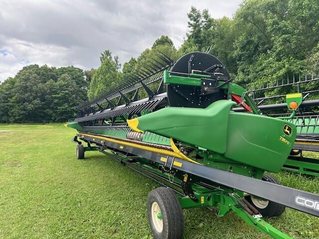 2020 John Deere 735FD