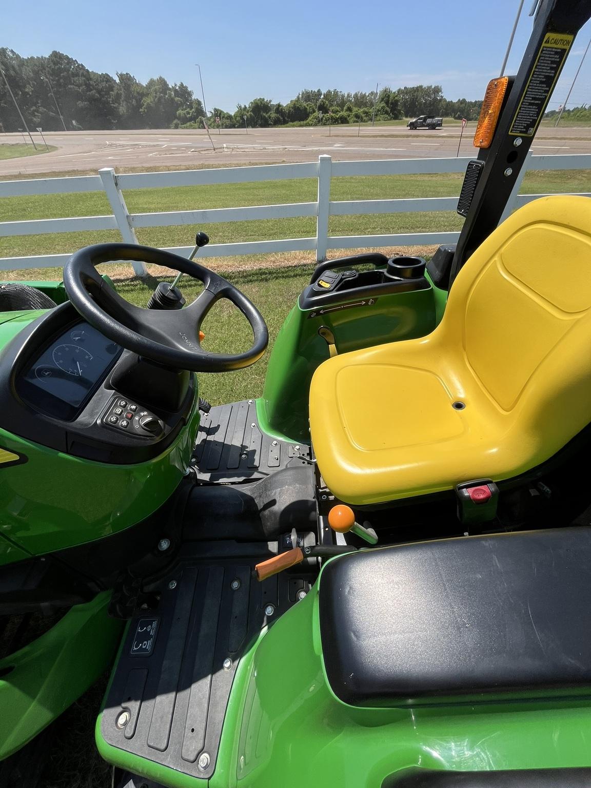 2022 John Deere 3038E