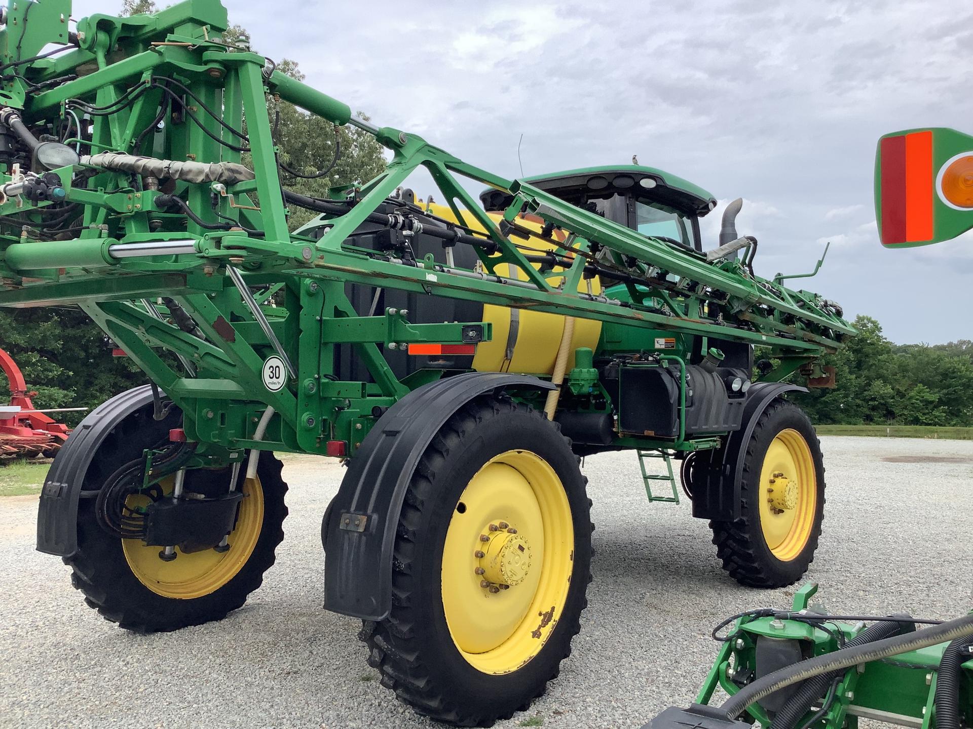 2015 John Deere R4030