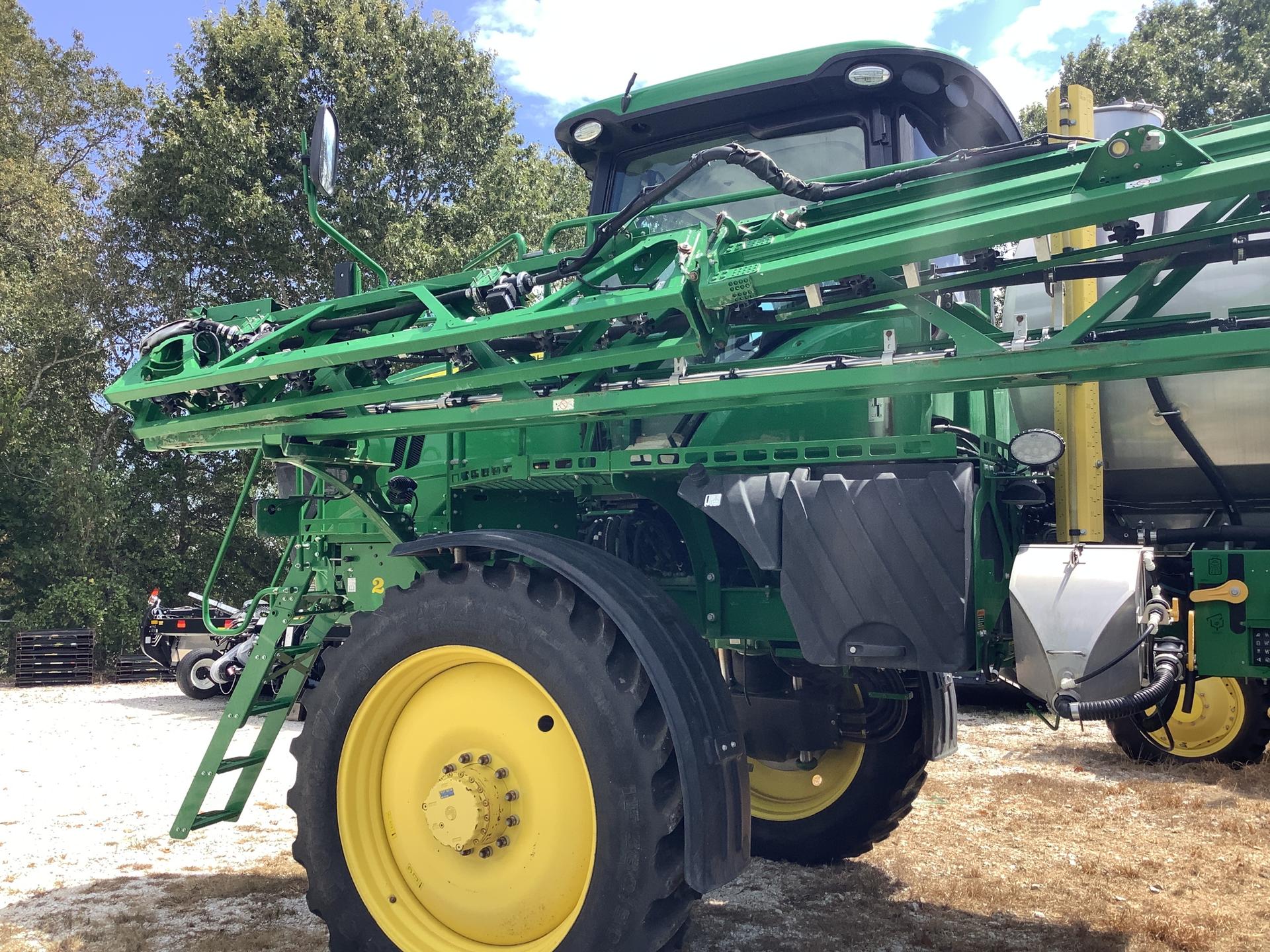 2018 John Deere R4038