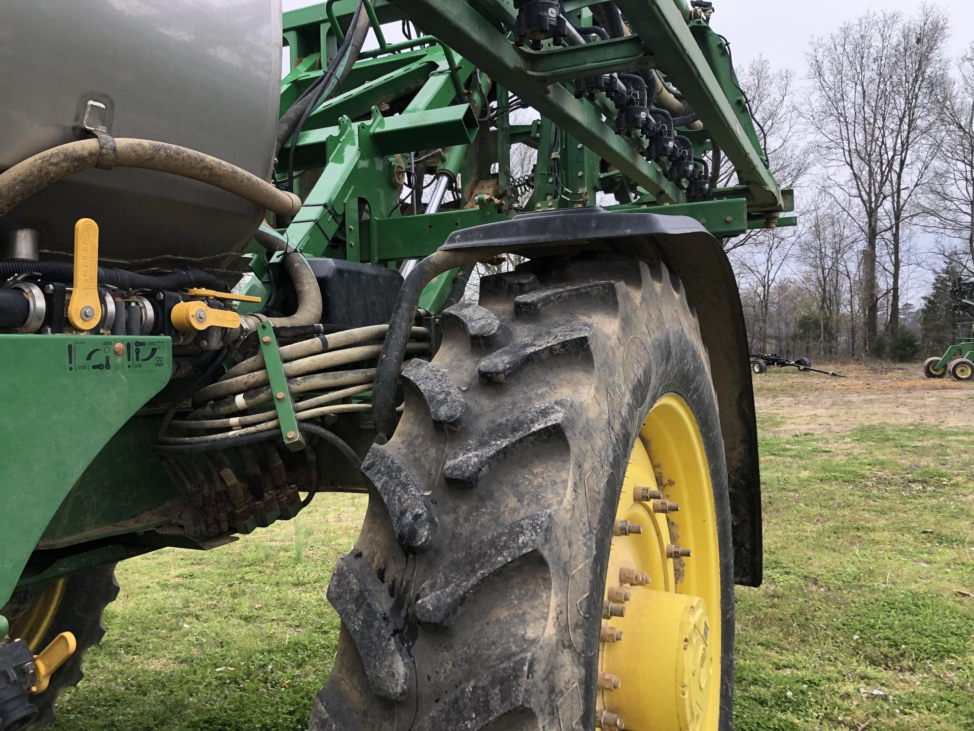 2018 John Deere R4045