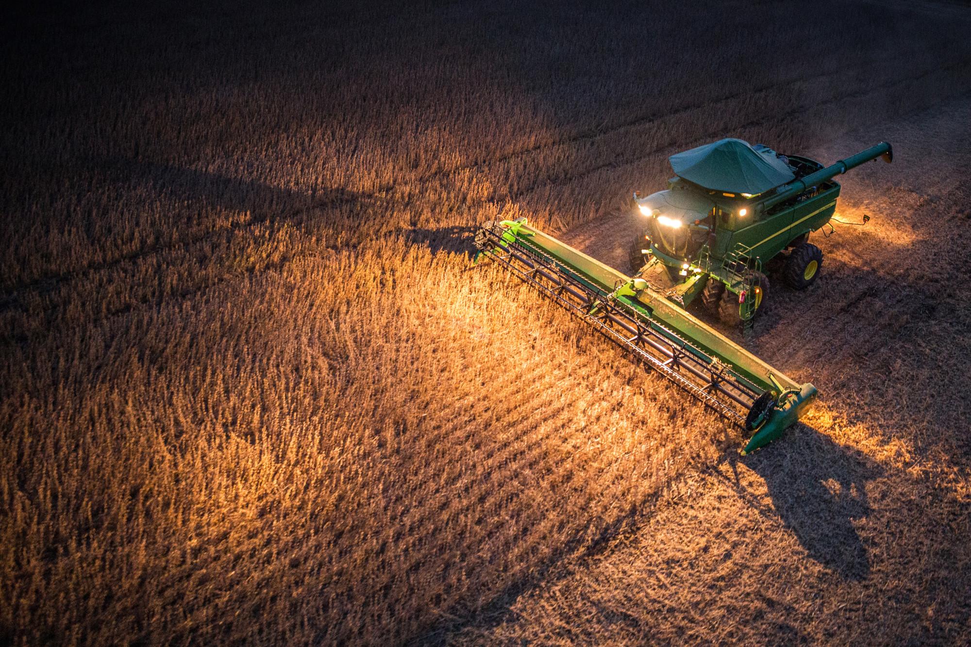 Apply for the John Deere Ag Tech Student Sponsorship