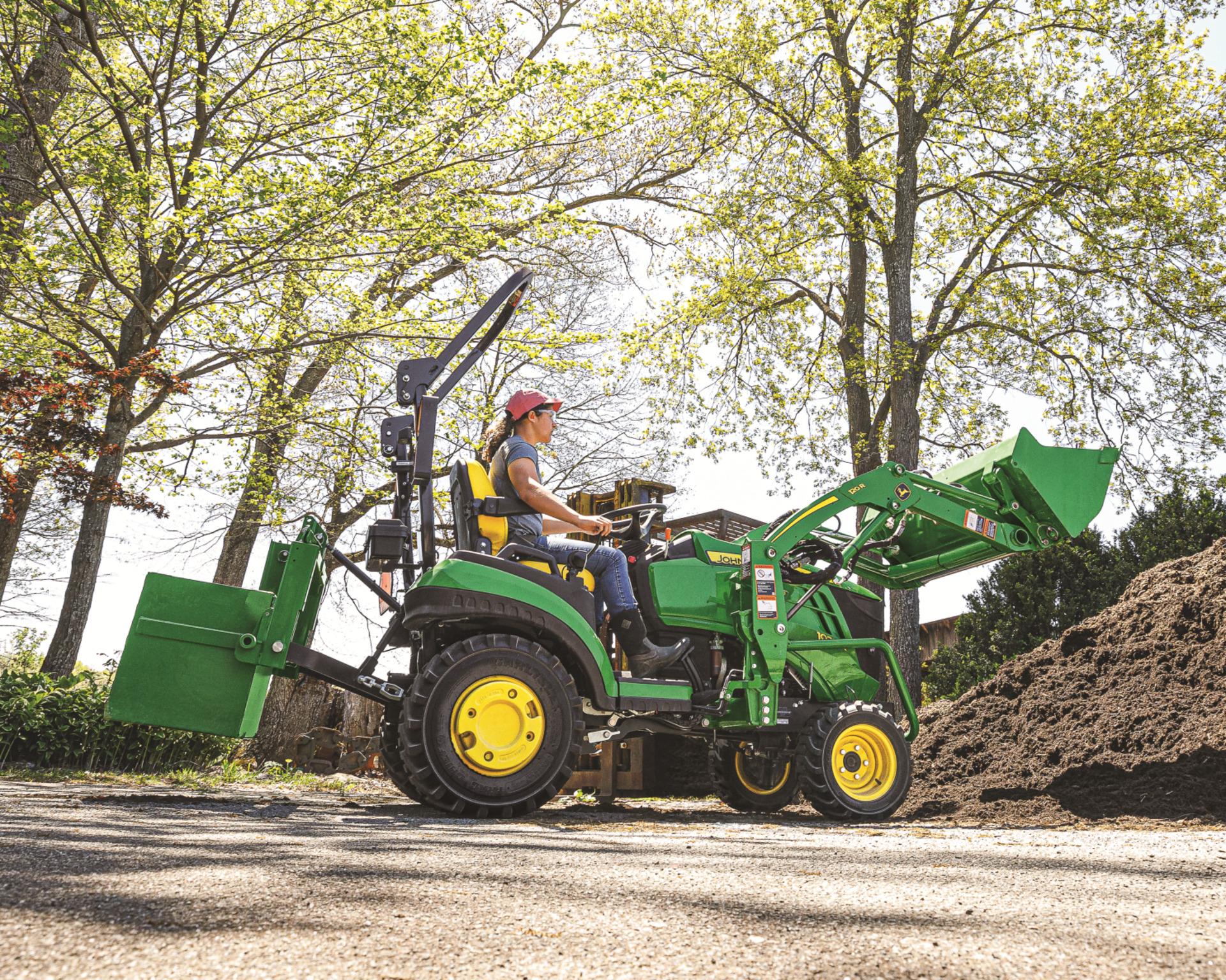 The John Deere 1025R is perfect for every property or farm.