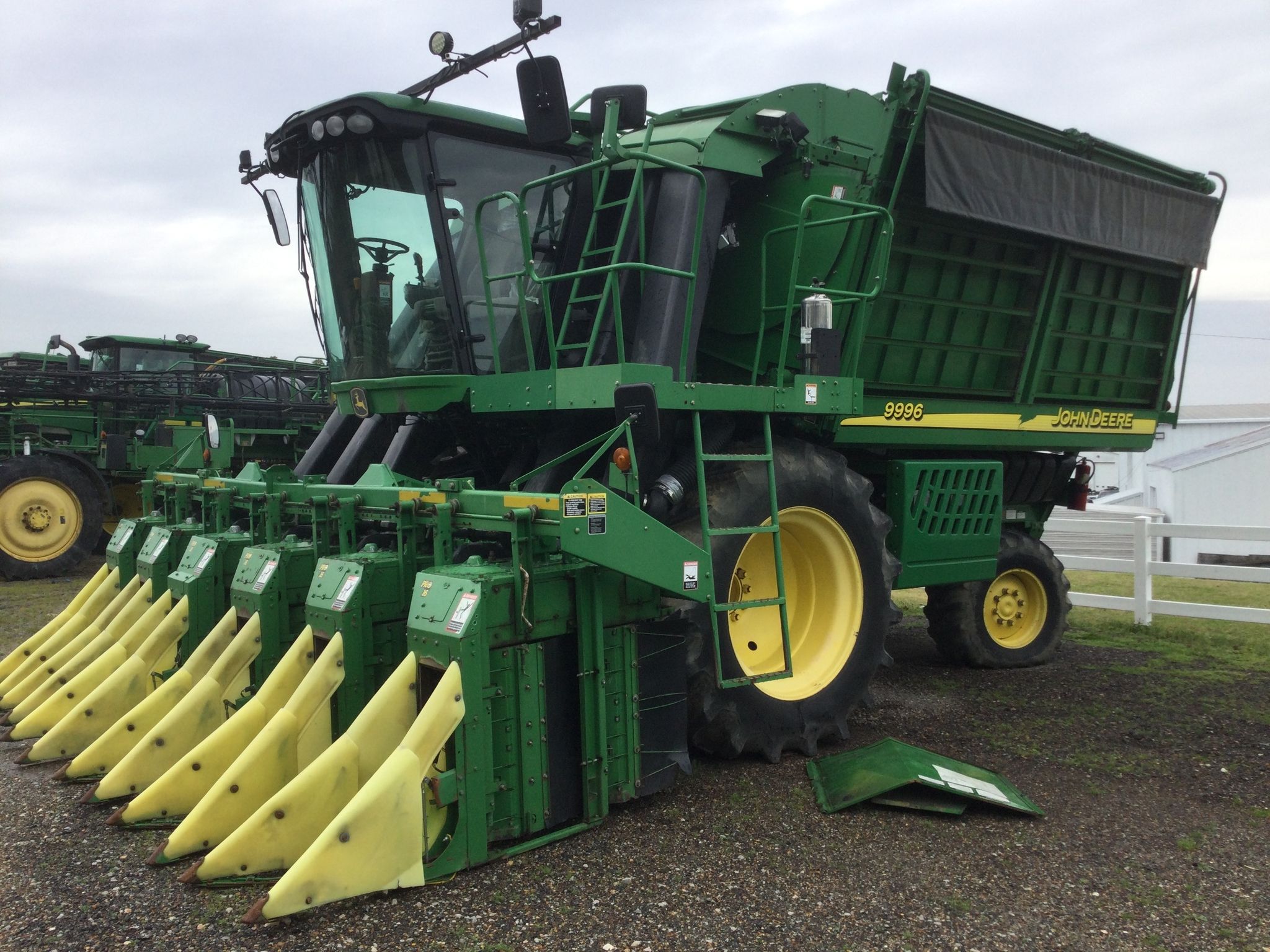 2007 John Deere 9996