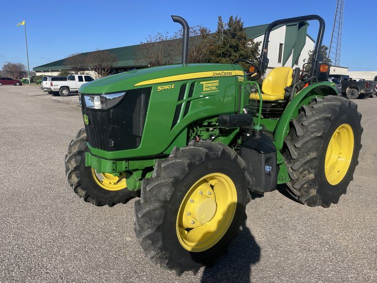 2021 John Deere 5090E