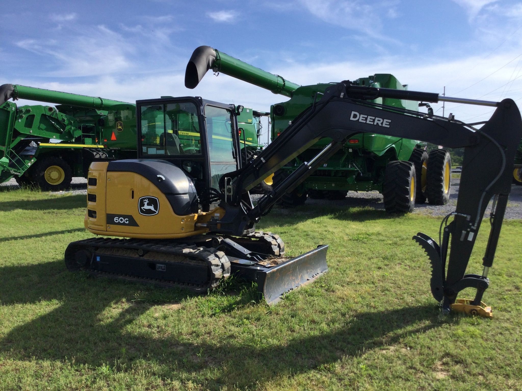 2022 John Deere 60G