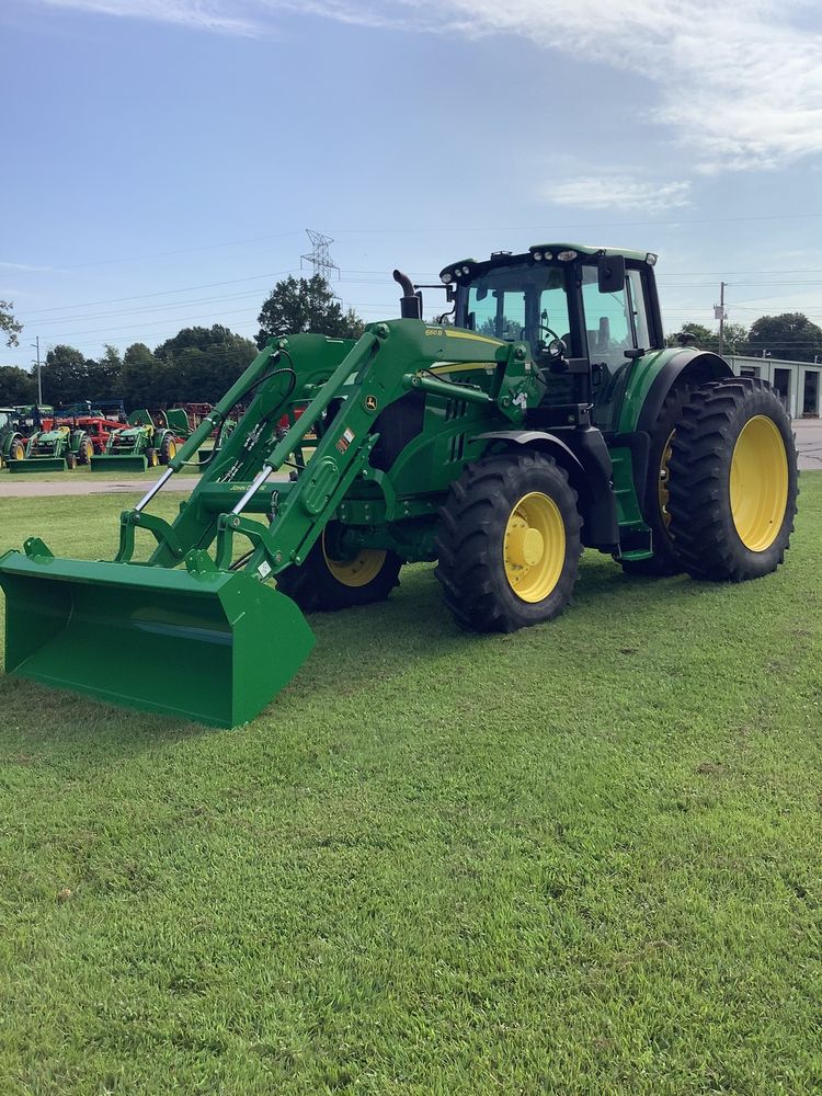 2023 John Deere 6175M