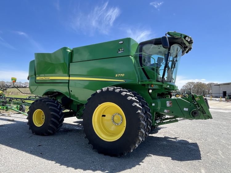 2022 John Deere S770