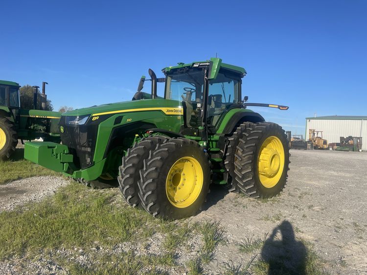 2023 John Deere 8R 310