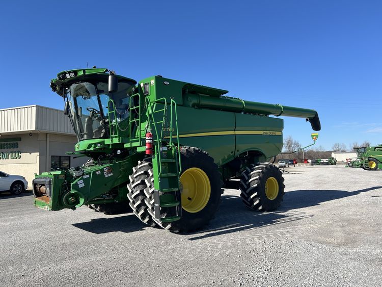 2023 John Deere S780 Image