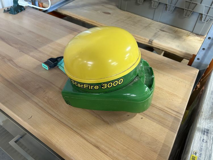 John Deere StarFire 3000