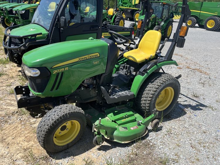 2014 John Deere 2025R