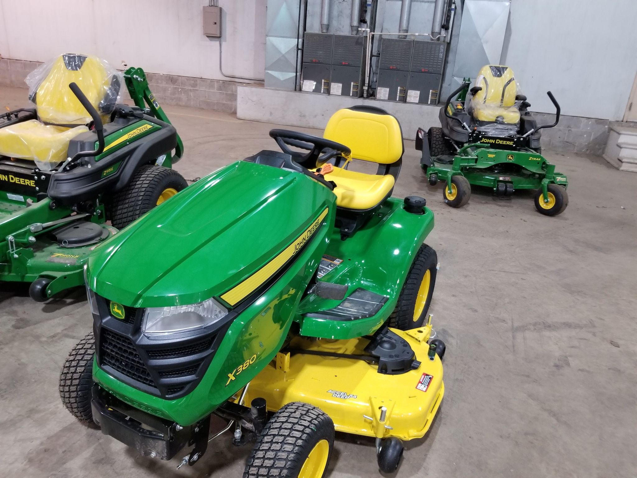 2020 John Deere X380