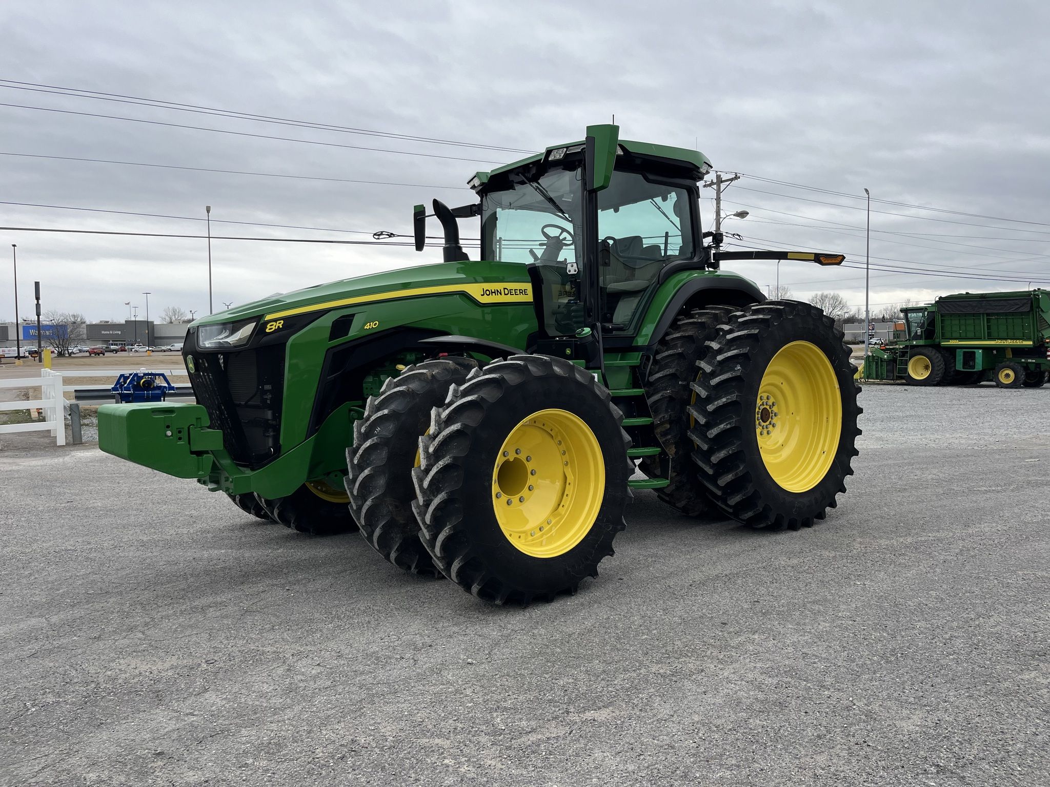 2022 John Deere 8R 410