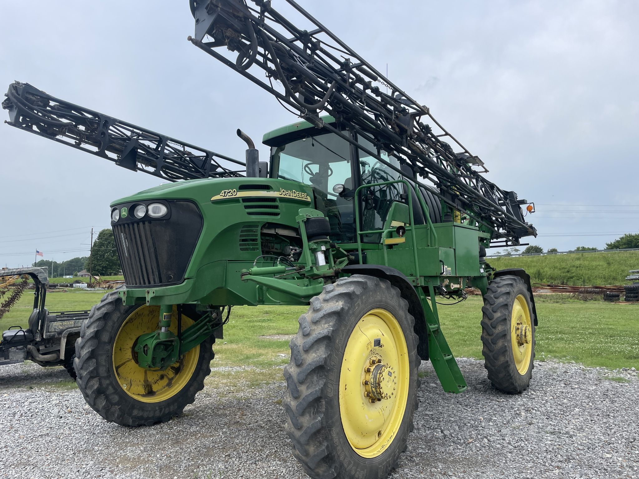 2005 John Deere 4720