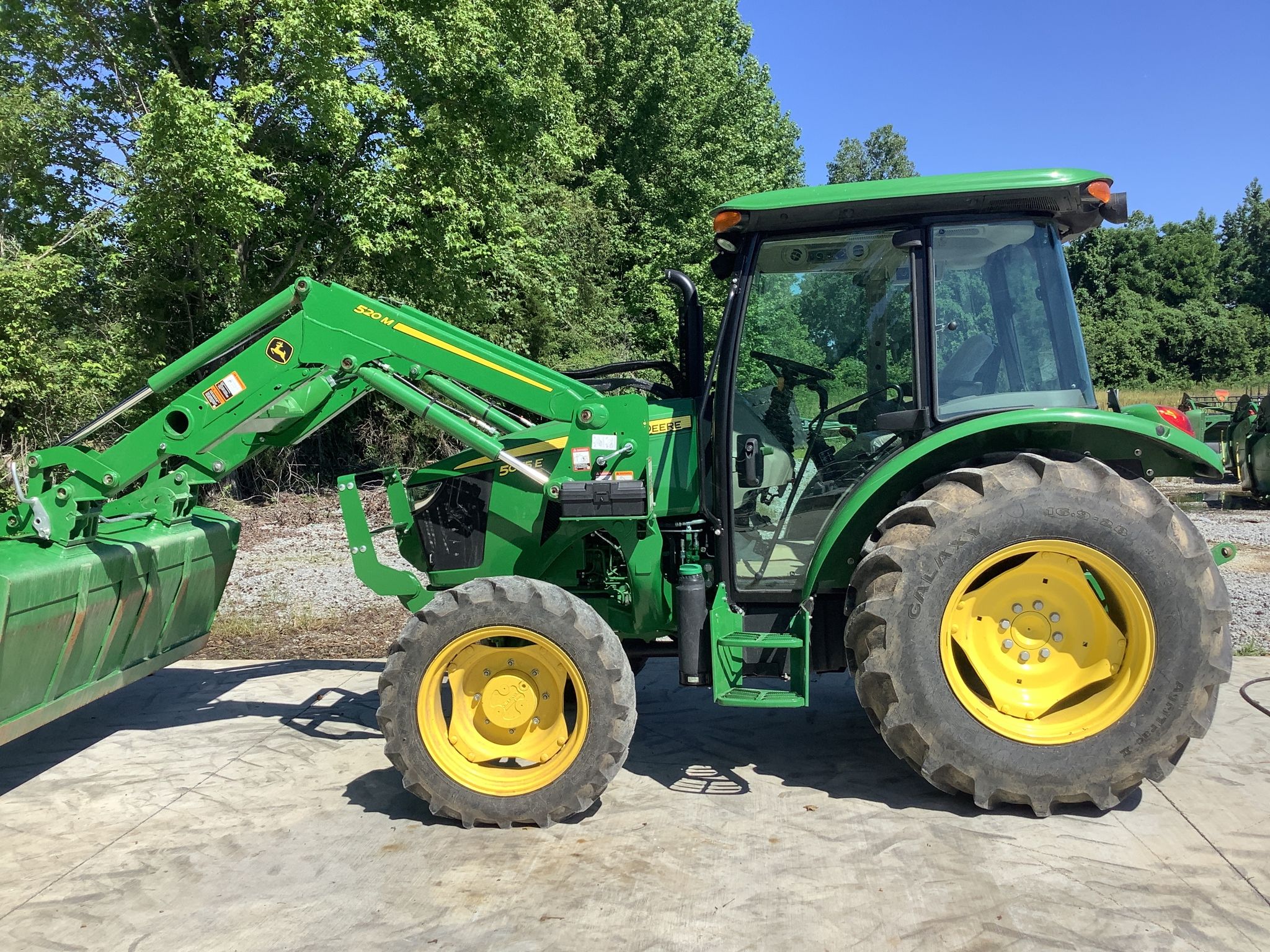 2022 John Deere 5055E