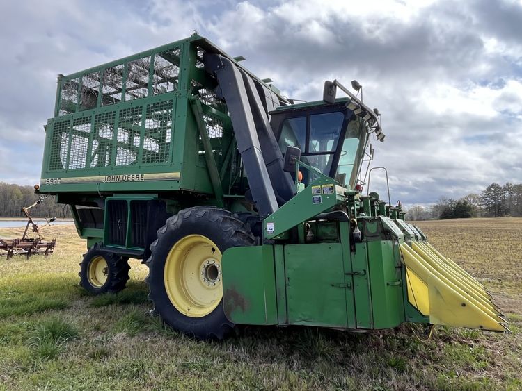 2001 John Deere 9976