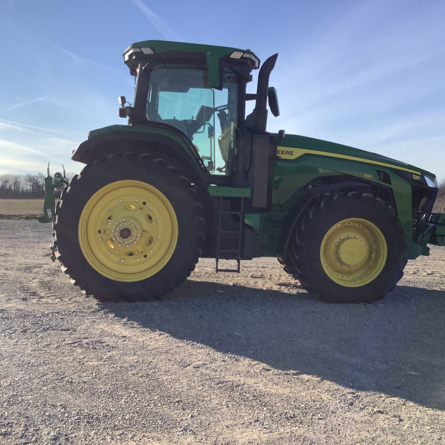 2022 John Deere 8R 230 Image