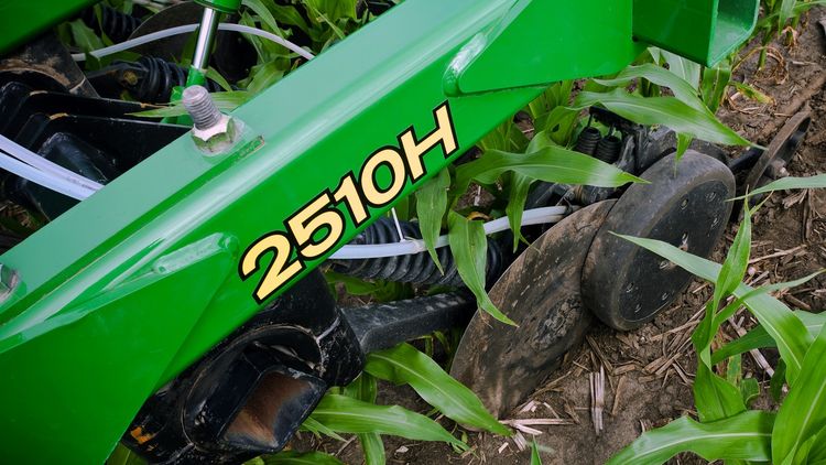 2510H Nutrient Applicator